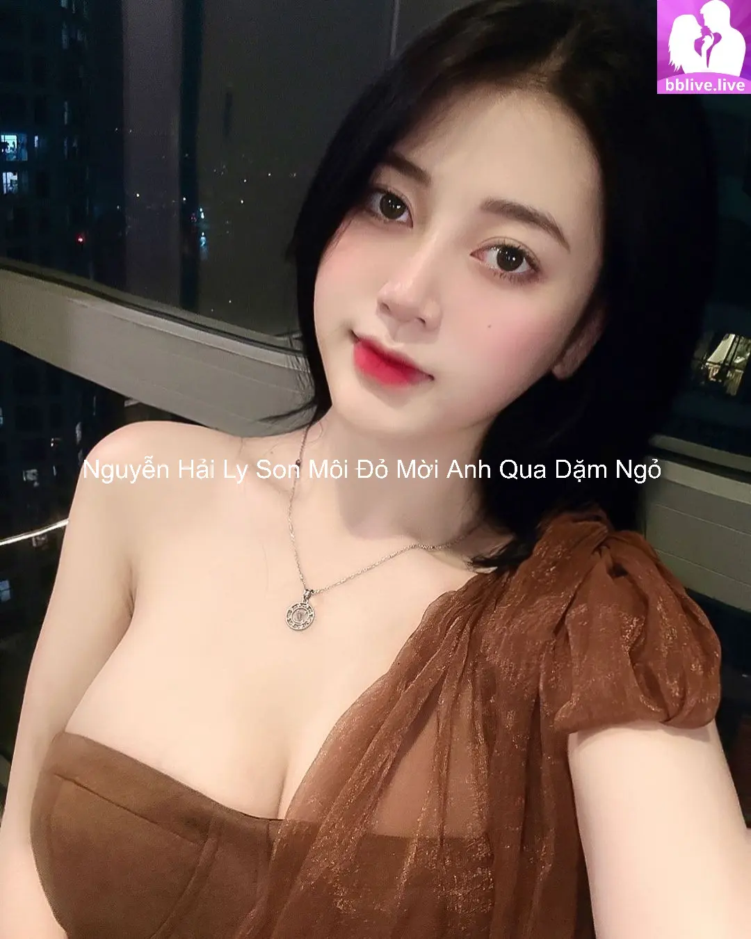 Nguyễn Hải Ly Son Môi Đỏ Mời Anh Qua Dặm Ngỏ 8